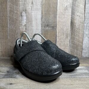 Womens Lauryn LAU-853 Blue Metallic Leather Casual Comfort Clogs Shoes Size 40